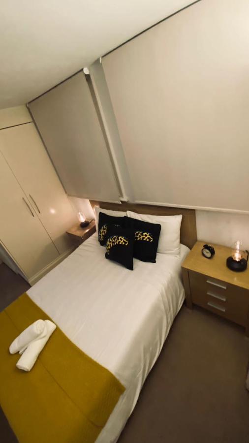 Shoreditch & Liverpool Steet Room A London Exterior photo